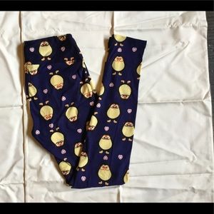 LuLaRoe OS Leggings Professor Penguin pattern.